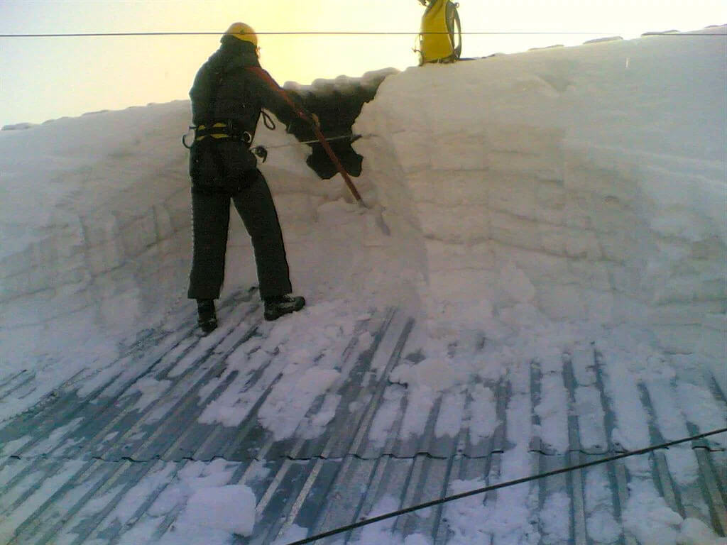 Уборка снега цена в Липецке